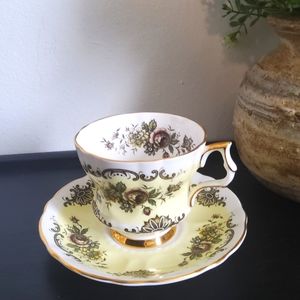Vintage Windsor tea cup and saucer